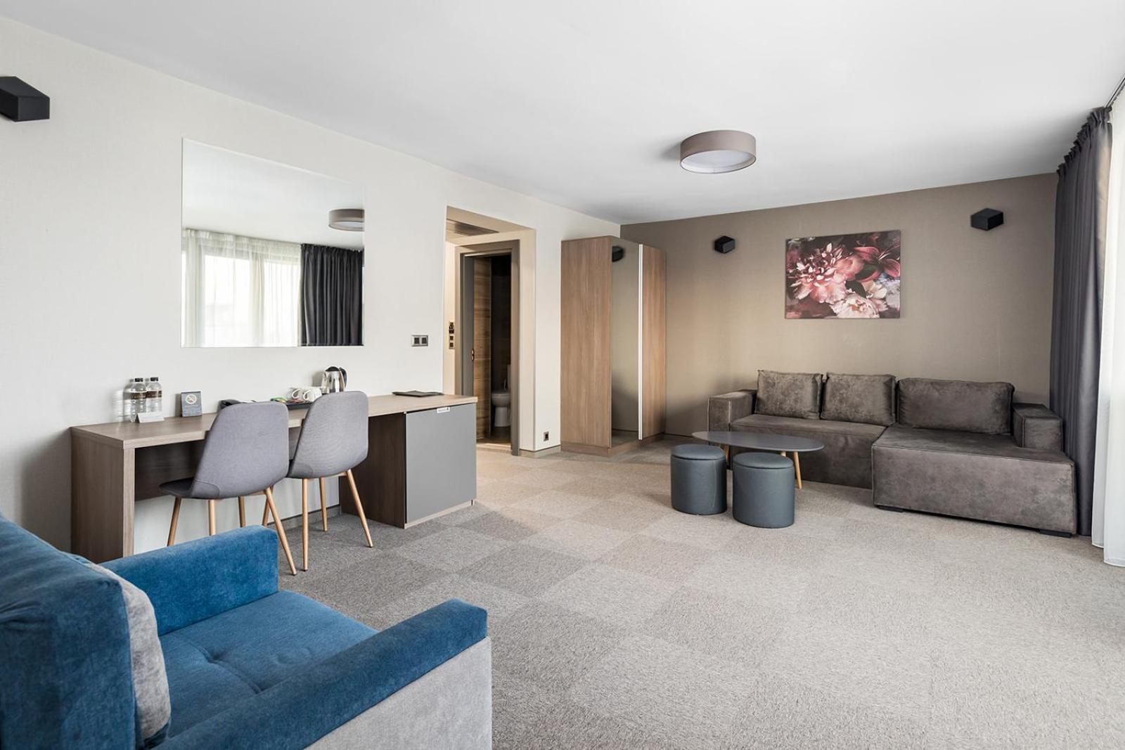 Jitomir Hotel Montana Extérieur photo